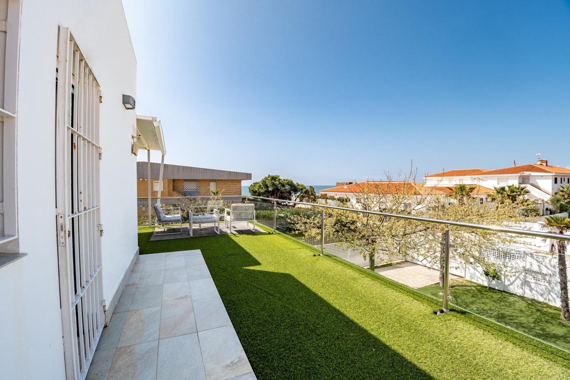 Precioso Chalet A Pie De Playa Punta Umbria Exterior photo